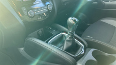 Nissan Qashqai 1.3 DiG-T Acenta Premium 5dr Petrol Hatchback